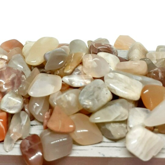 Moonstone Crystal Meaning